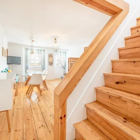 Guestready - Sunny Family Duplex In Anjos Lägenhet